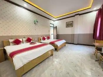 hotel in lak lake central